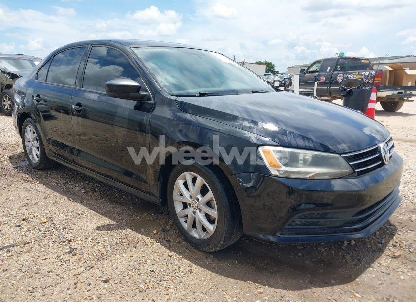 2015 Volkswagen Jetta 1.8T SE (VIN 3VWD07AJ6FM404344) main photo