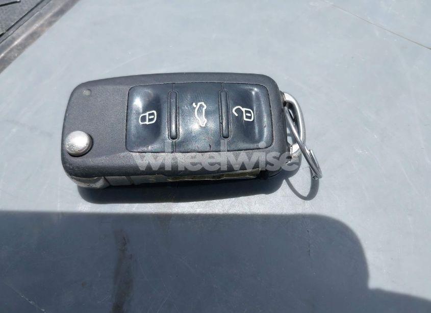 Photo 11 of 2015 Volkswagen Jetta 1.8T SE (VIN 3VWD07AJ6FM404344)