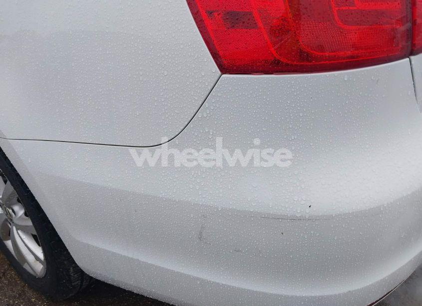 Photo 12 of 2014 Volkswagen Jetta 1.8T SE (VIN 3VWD07AJ7EM330558)