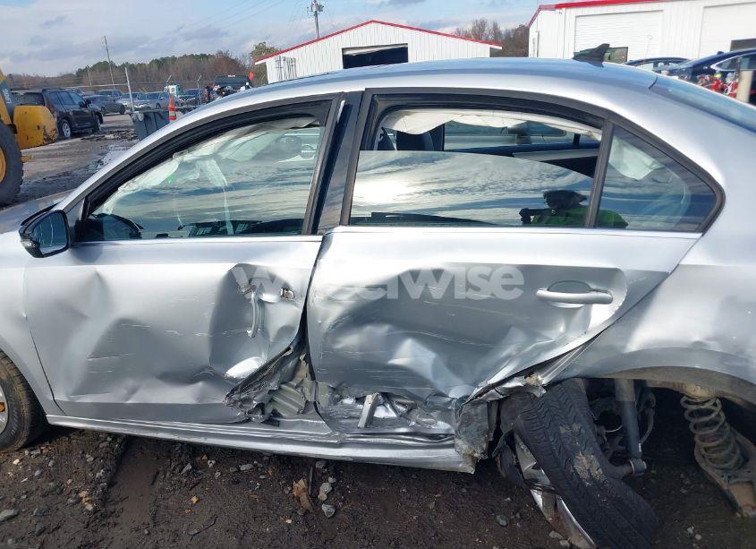 Photo 14 of 2014 Volkswagen Jetta 1.8T SE (VIN 3VWD07AJ7EM390579)