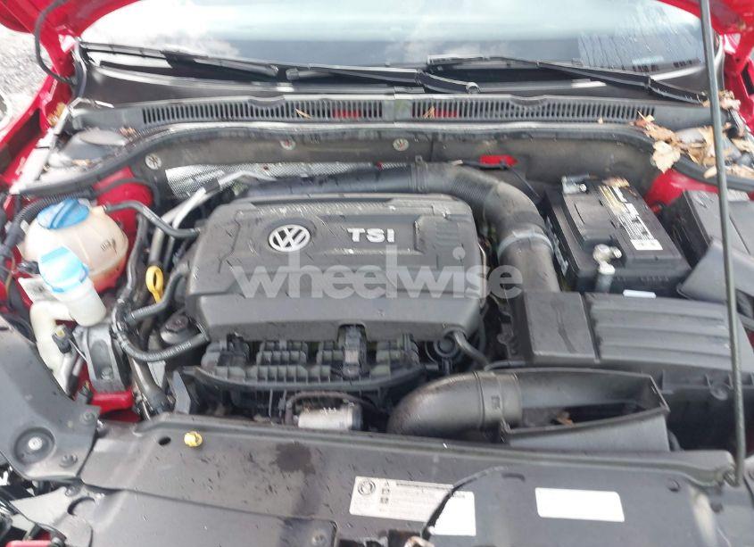 Photo 10 of 2014 Volkswagen Jetta 1.8T SE (VIN 3VWD07AJ7EM431129)