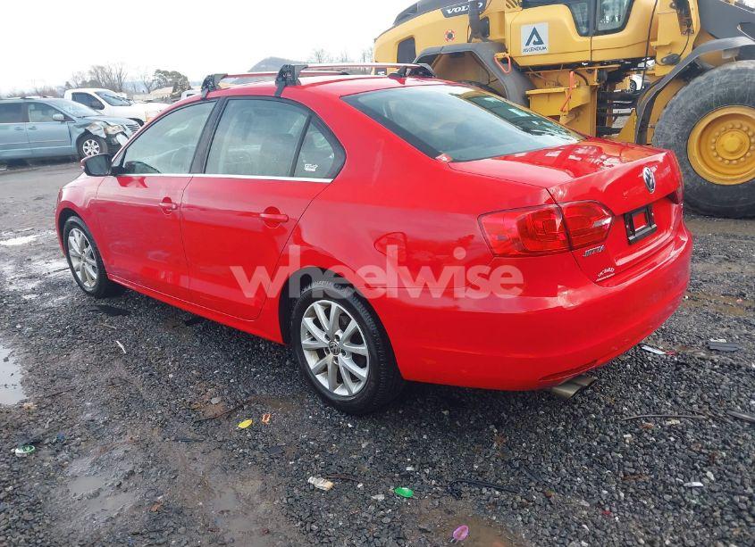 Photo 3 of 2014 Volkswagen Jetta 1.8T SE (VIN 3VWD07AJ7EM431129)