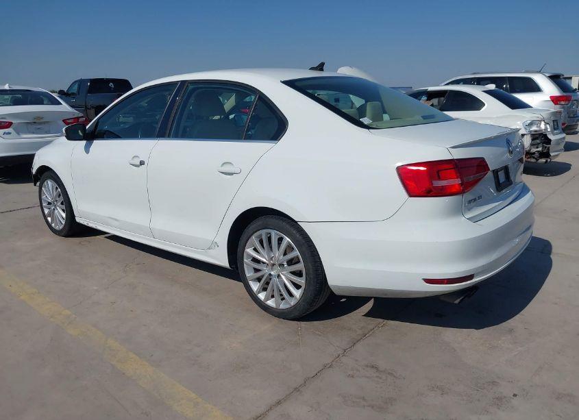 Photo 3 of 2015 Volkswagen Jetta 1.8T SE (VIN 3VWD07AJ7FM266538)