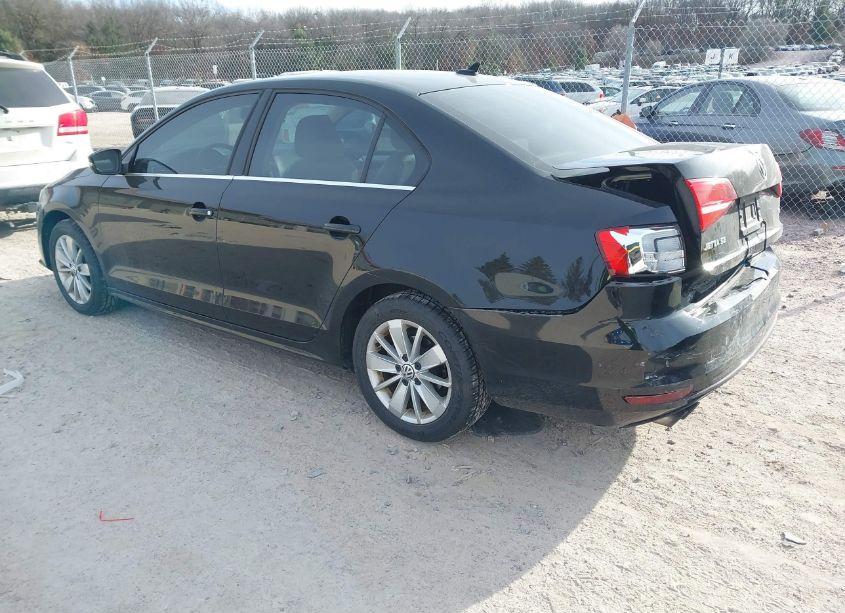 Photo 3 of 2015 Volkswagen Jetta 1.8T SE (VIN 3VWD07AJ7FM312403)