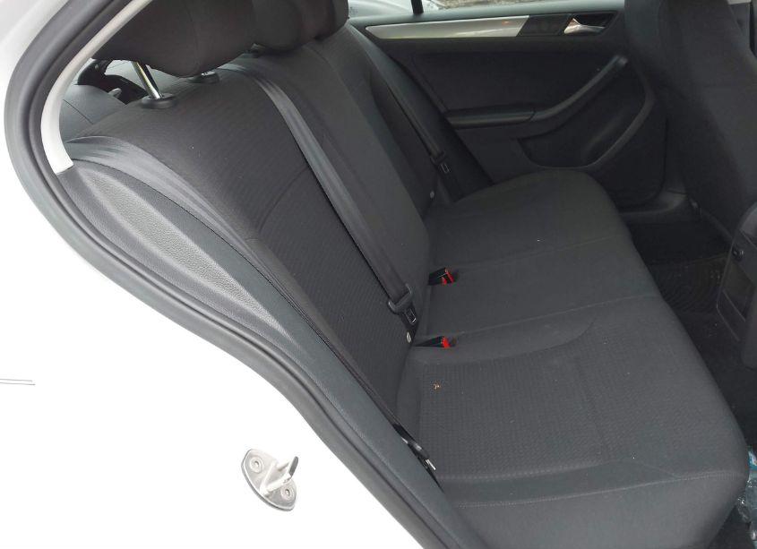 Photo 8 of 2015 Volkswagen Jetta 1.8T SE (VIN 3VWD07AJ7FM413960)