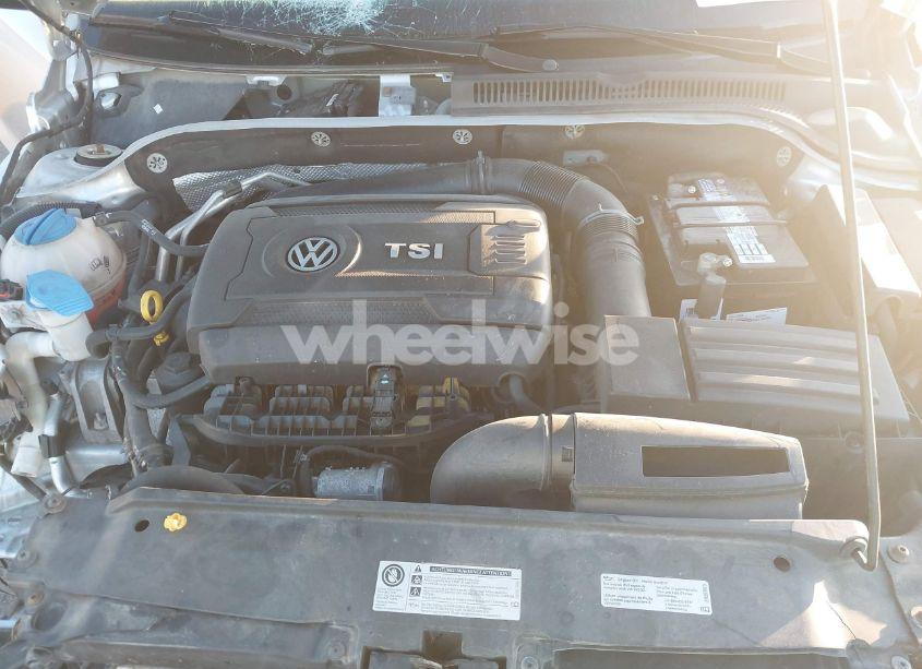 Photo 10 of 2014 Volkswagen Jetta 1.8T SE (VIN 3VWD07AJ8EM222238)