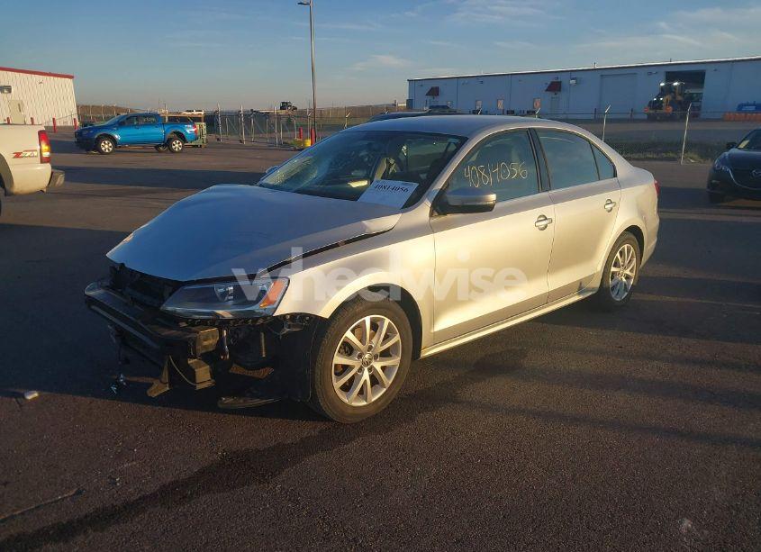 Photo 2 of 2014 Volkswagen Jetta 1.8T SE (VIN 3VWD07AJ8EM222238)
