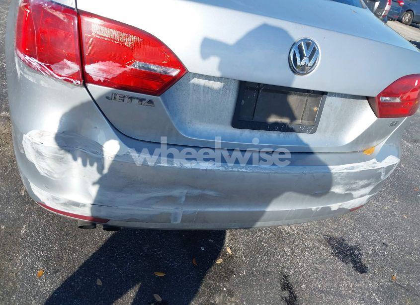 Photo 6 of 2014 Volkswagen Jetta 1.8T SE (VIN 3VWD07AJ8EM379994)