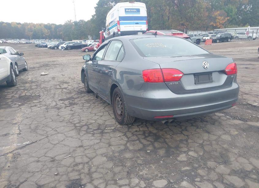 Photo 3 of 2014 Volkswagen Jetta 1.8T SE (VIN 3VWD07AJ9EM213340)