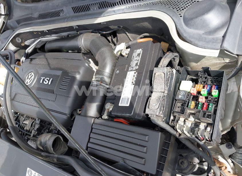 Photo 10 of 2014 Volkswagen Jetta 1.8T SE (VIN 3VWD07AJ9EM248024)