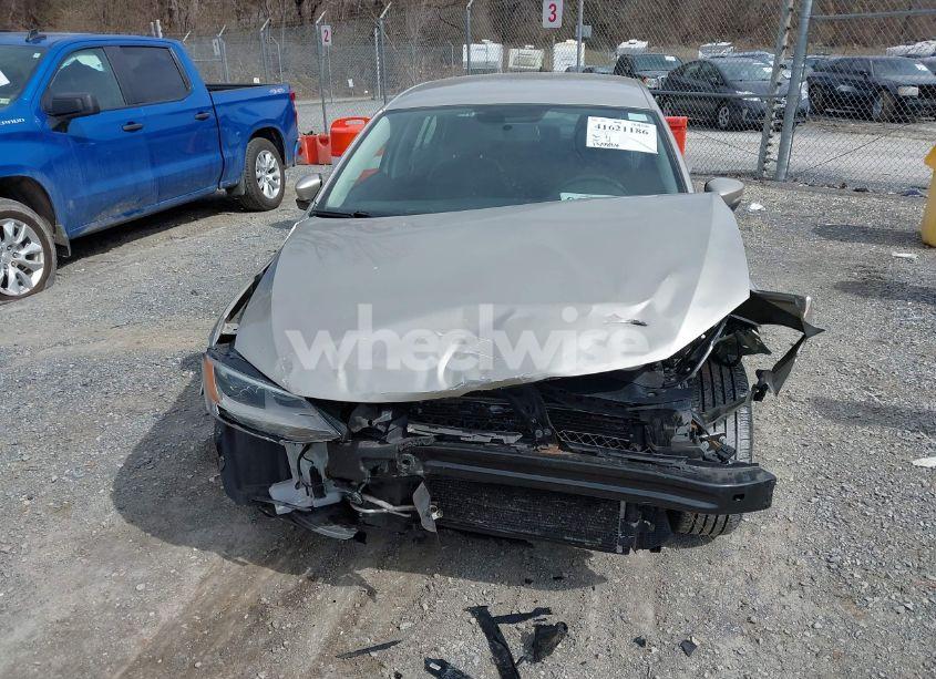 Photo 6 of 2014 Volkswagen Jetta 1.8T SE (VIN 3VWD07AJ9EM248024)