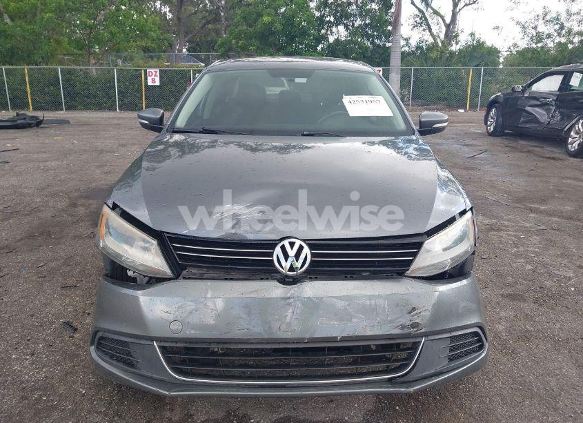 Photo 13 of 2014 Volkswagen Jetta 1.8T SE (VIN 3VWD07AJ9EM277085)