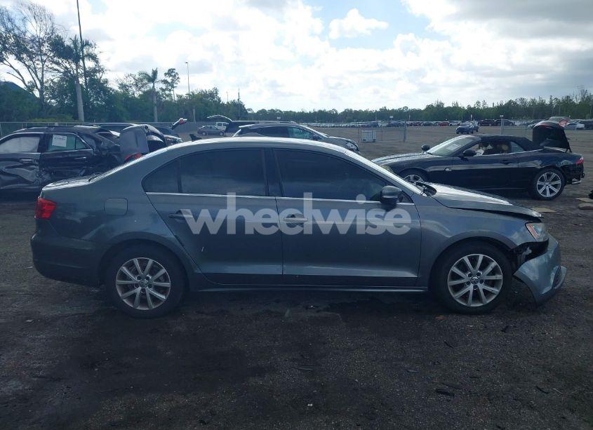 Photo 14 of 2014 Volkswagen Jetta 1.8T SE (VIN 3VWD07AJ9EM277085)