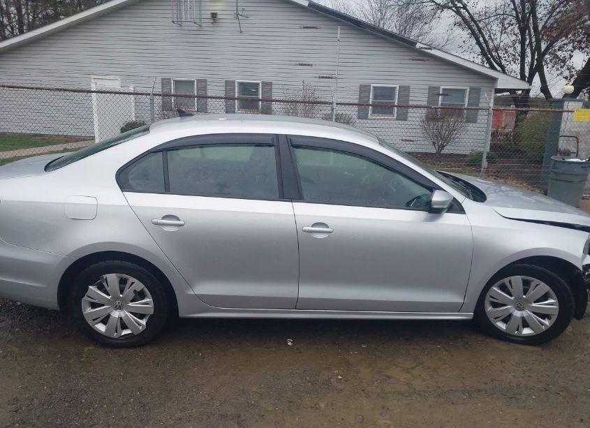 Photo 14 of 2014 Volkswagen Jetta 1.8T SE (VIN 3VWD07AJ9EM281427)