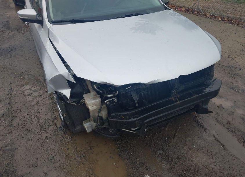 Photo 6 of 2014 Volkswagen Jetta 1.8T SE (VIN 3VWD07AJ9EM281427)