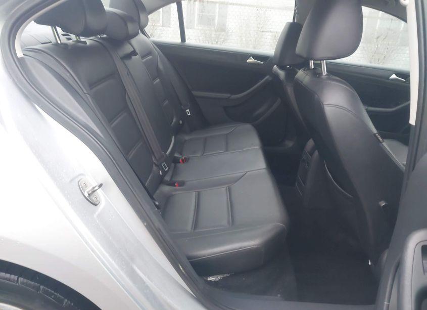 Photo 8 of 2014 Volkswagen Jetta 1.8T SE (VIN 3VWD07AJ9EM281427)