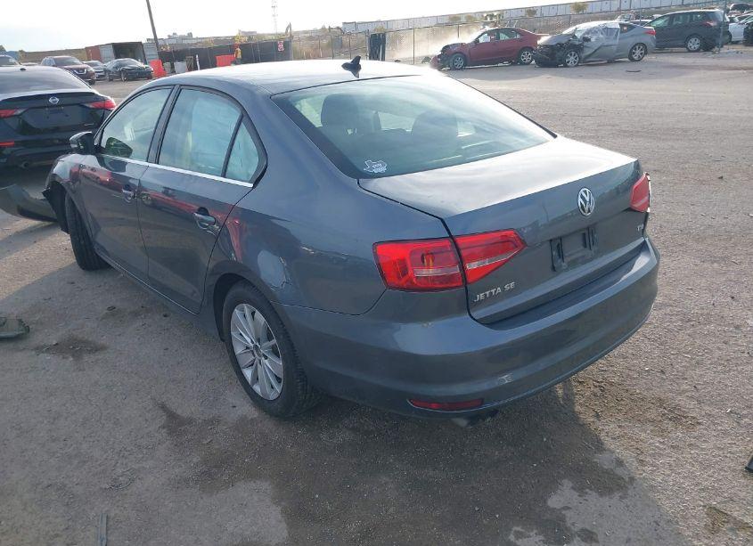 Photo 3 of 2015 Volkswagen Jetta 1.8T SE (VIN 3VWD07AJ9FM306554)