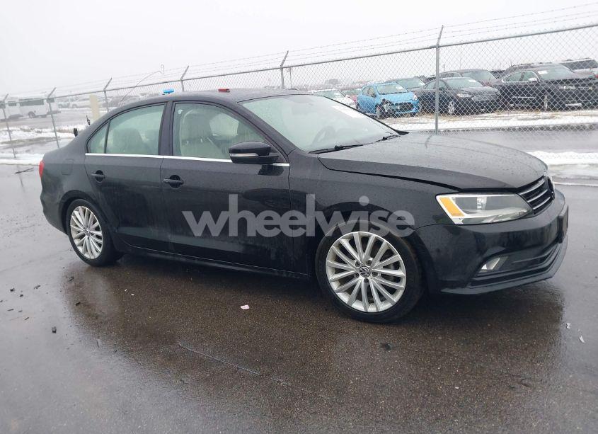 2015 Volkswagen Jetta 1.8T SE (VIN 3VWD07AJ9FM307302) main photo