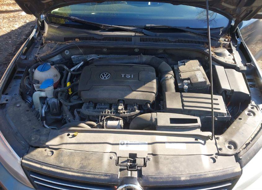 Photo 10 of 2014 Volkswagen Jetta 1.8T SE (VIN 3VWD07AJXEM290847)