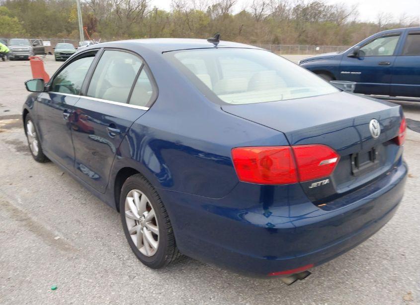 Photo 3 of 2014 Volkswagen Jetta 1.8T SE (VIN 3VWD07AJXEM427317)