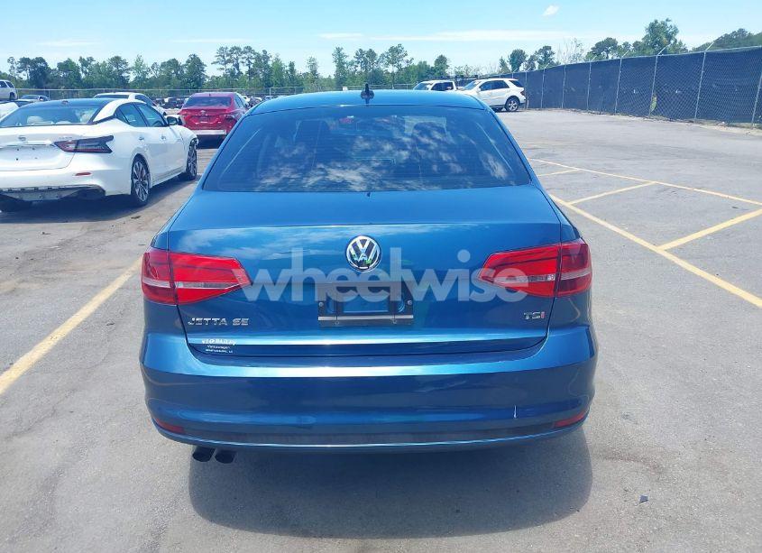 Photo 17 of 2015 Volkswagen Jetta 1.8T SE (VIN 3VWD07AJXFM285827)