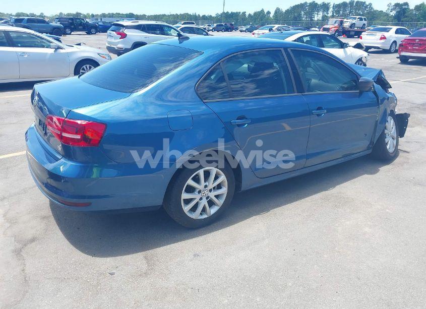 Photo 4 of 2015 Volkswagen Jetta 1.8T SE (VIN 3VWD07AJXFM285827)