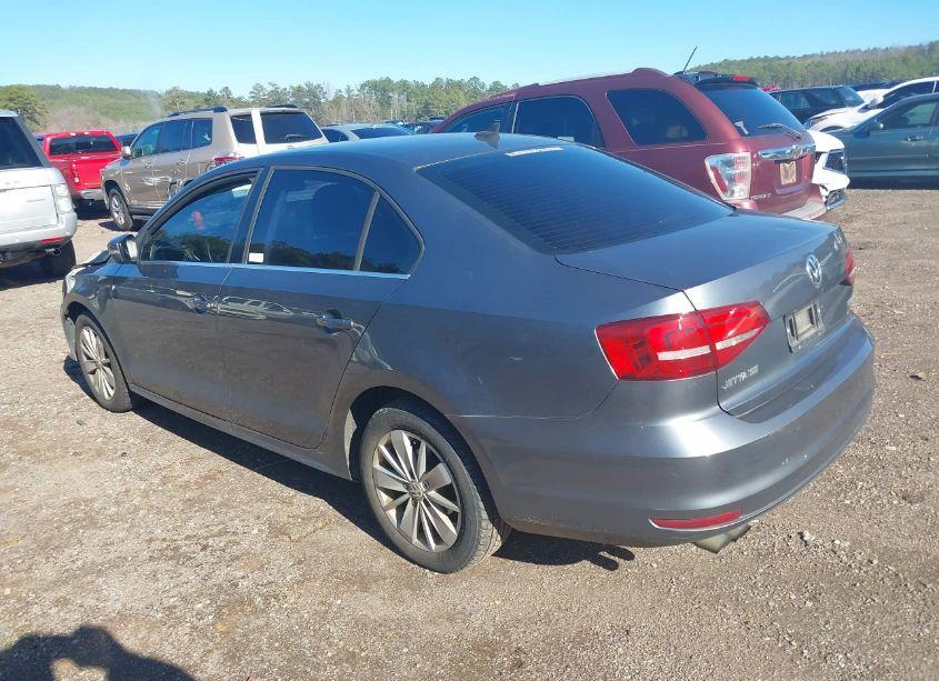 Photo 3 of 2015 Volkswagen Jetta 1.8T SE (VIN 3VWD07AJXFM286461)