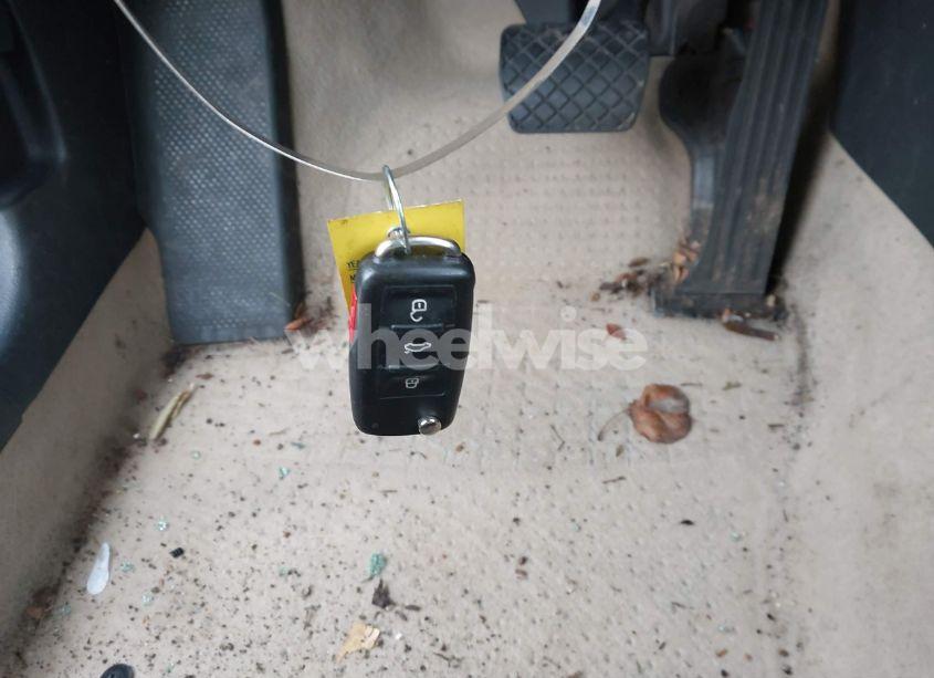 Photo 11 of 2015 Volkswagen Jetta 1.8T SE (VIN 3VWD07AJXFM324240)