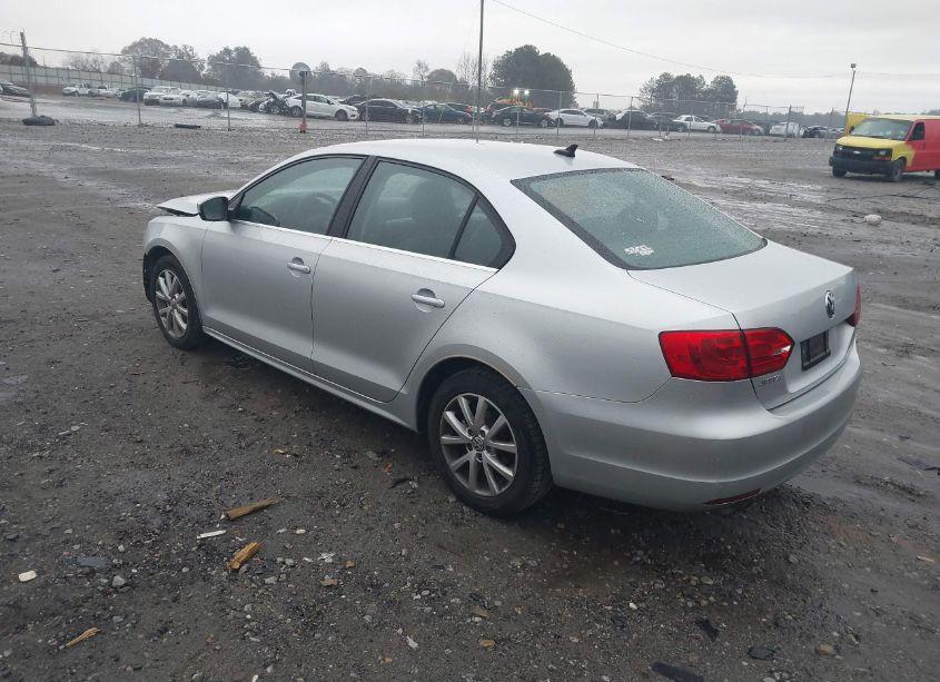 Photo 3 of 2014 Volkswagen Jetta 1.8T SE (VIN 3VWD17AJ0EM218603)