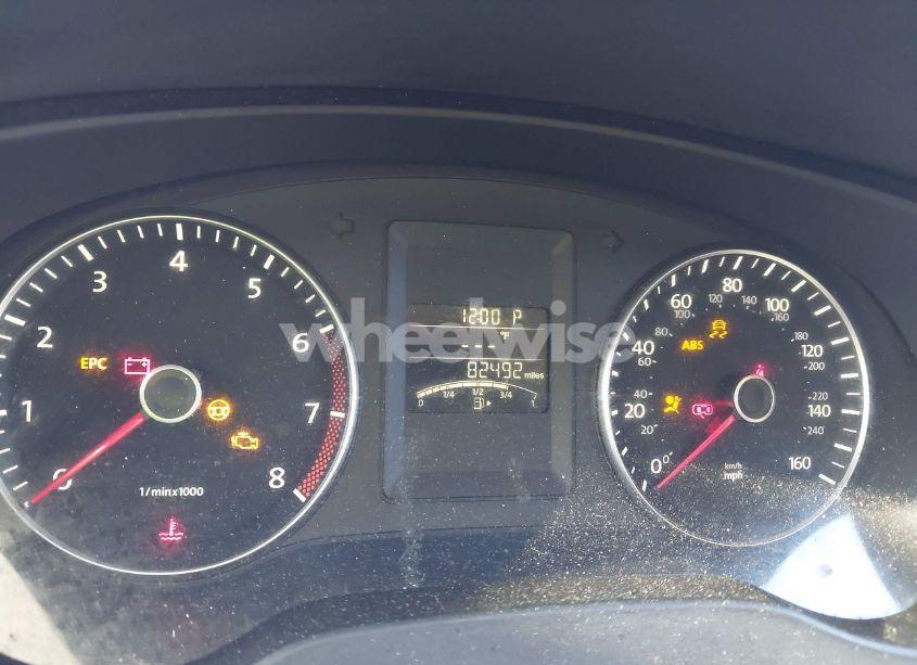 Photo 7 of 2014 Volkswagen Jetta 1.8T SE (VIN 3VWD17AJ0EM257532)