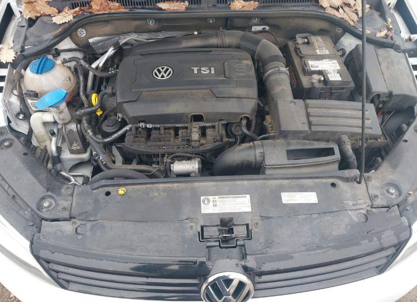 Photo 10 of 2014 Volkswagen Jetta 1.8T SE (VIN 3VWD17AJ0EM265694)