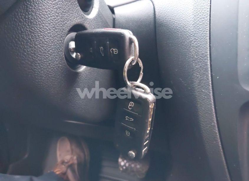 Photo 11 of 2014 Volkswagen Jetta 1.8T SE (VIN 3VWD17AJ0EM302713)