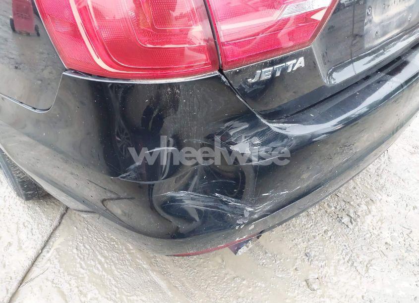 Photo 6 of 2014 Volkswagen Jetta 1.8T SE (VIN 3VWD17AJ0EM302713)