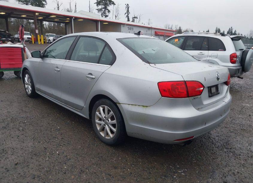 Photo 3 of 2014 Volkswagen Jetta 1.8T SE (VIN 3VWD17AJ0EM328034)