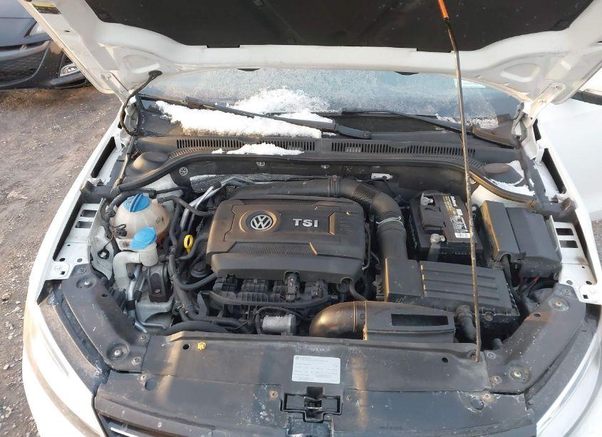 Photo 10 of 2014 Volkswagen Jetta 1.8T SE (VIN 3VWD17AJ0EM374074)