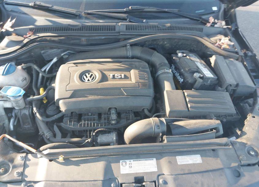 Photo 10 of 2014 Volkswagen Jetta 1.8T SE (VIN 3VWD17AJ0EM380408)