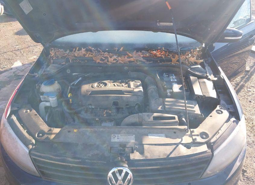 Photo 10 of 2014 Volkswagen Jetta 1.8T SE (VIN 3VWD17AJ0EM395524)