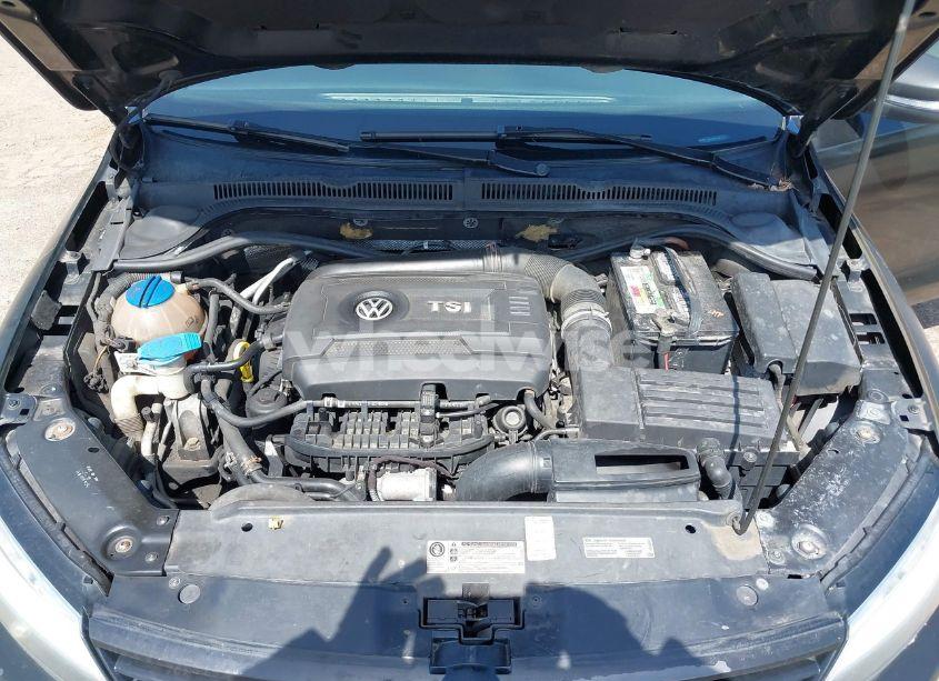 Photo 10 of 2014 Volkswagen Jetta 1.8T SE (VIN 3VWD17AJ0EM396110)