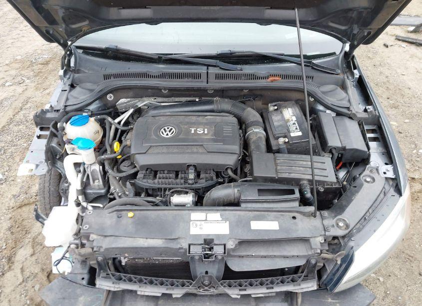 Photo 10 of 2014 Volkswagen Jetta 1.8T SE (VIN 3VWD17AJ0EM412113)