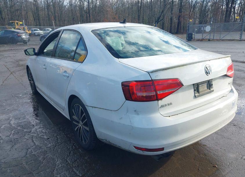 Photo 3 of 2015 Volkswagen Jetta 1.8T SPORT (VIN 3VWD17AJ0FM215055)