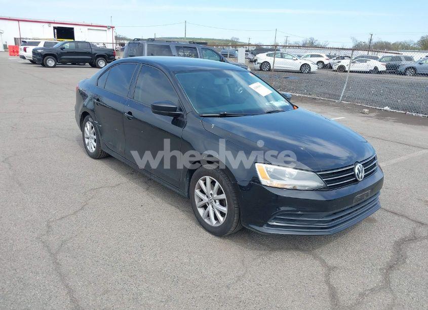 2015 Volkswagen Jetta 1.8T SE (VIN 3VWD17AJ0FM218263) main photo