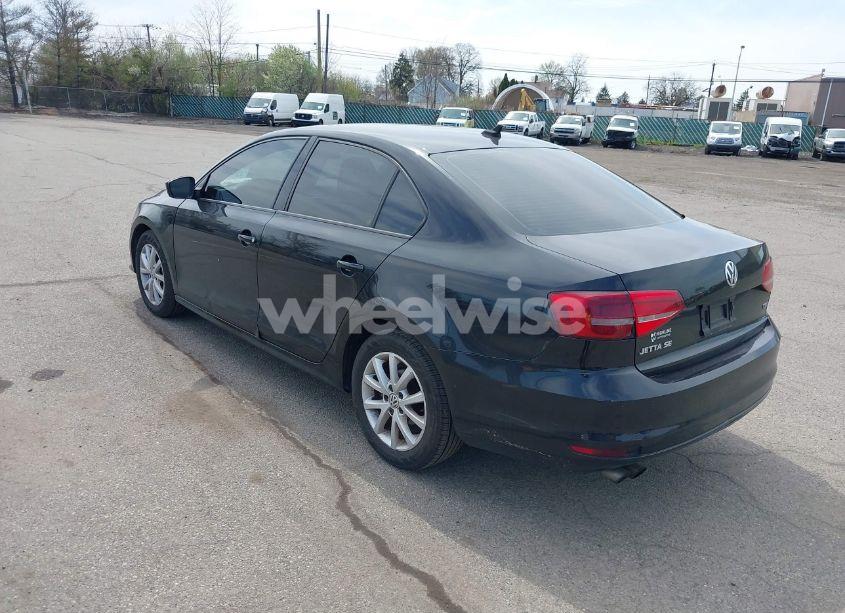 Photo 3 of 2015 Volkswagen Jetta 1.8T SE (VIN 3VWD17AJ0FM218263)