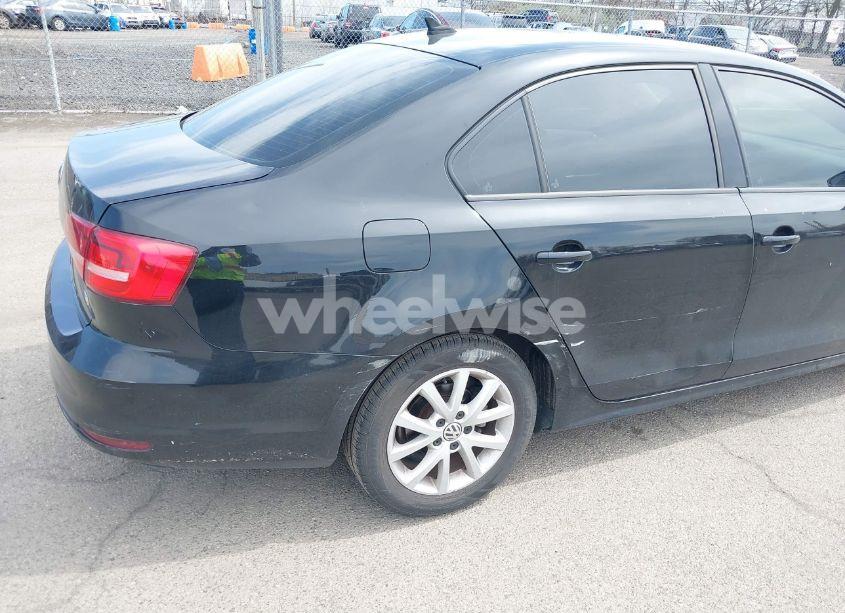 Photo 6 of 2015 Volkswagen Jetta 1.8T SE (VIN 3VWD17AJ0FM218263)