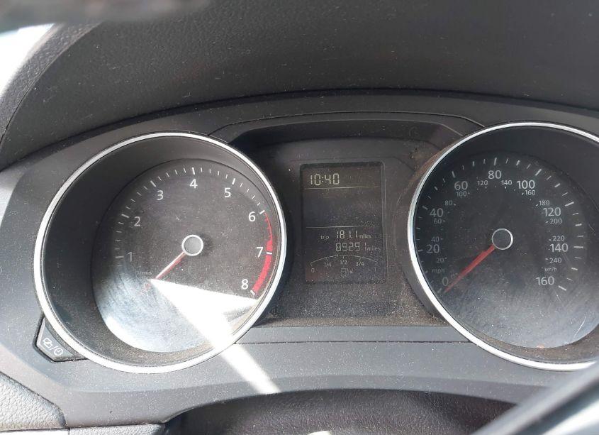 Photo 7 of 2015 Volkswagen Jetta 1.8T SE (VIN 3VWD17AJ0FM253790)