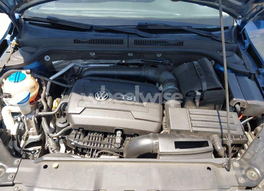 Photo 10 of 2015 Volkswagen Jetta 1.8T SE (VIN 3VWD17AJ0FM258133)