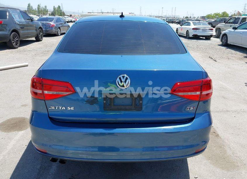 Photo 17 of 2015 Volkswagen Jetta 1.8T SE (VIN 3VWD17AJ0FM258133)
