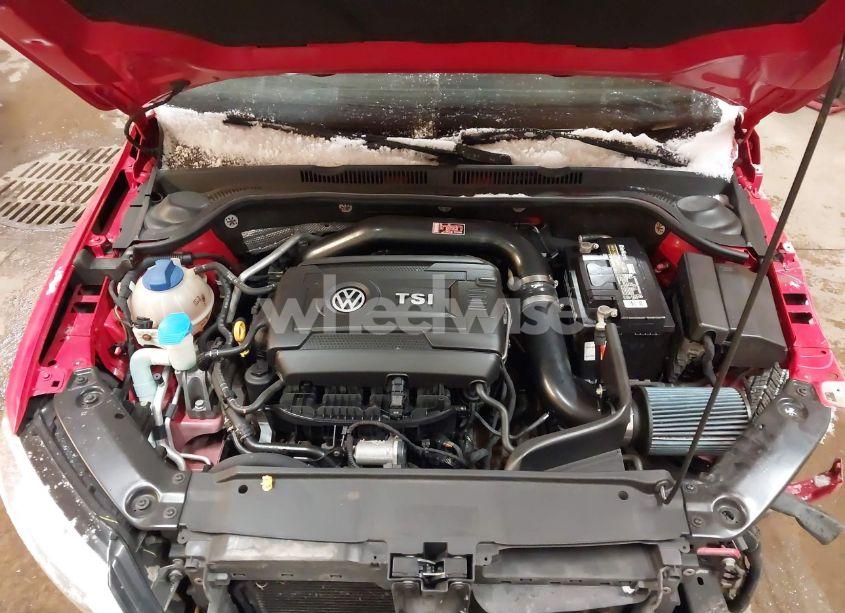 Photo 10 of 2015 Volkswagen Jetta 1.8T SE (VIN 3VWD17AJ0FM336717)