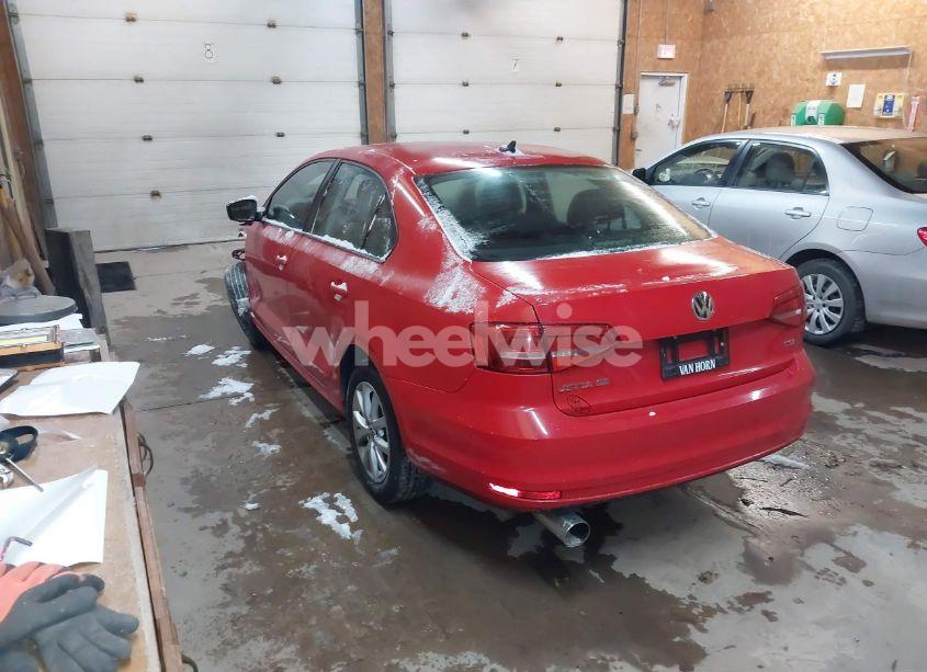 Photo 3 of 2015 Volkswagen Jetta 1.8T SE (VIN 3VWD17AJ0FM336717)