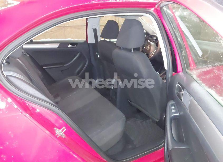 Photo 8 of 2015 Volkswagen Jetta 1.8T SE (VIN 3VWD17AJ0FM336717)