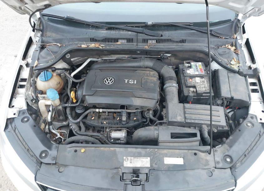 Photo 10 of 2015 Volkswagen Jetta 1.8T SPORT (VIN 3VWD17AJ0FM400335)
